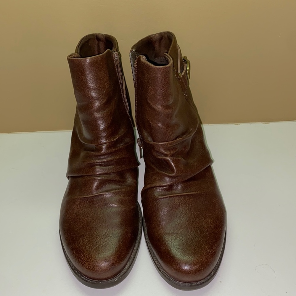Bare traps brown ankle boot